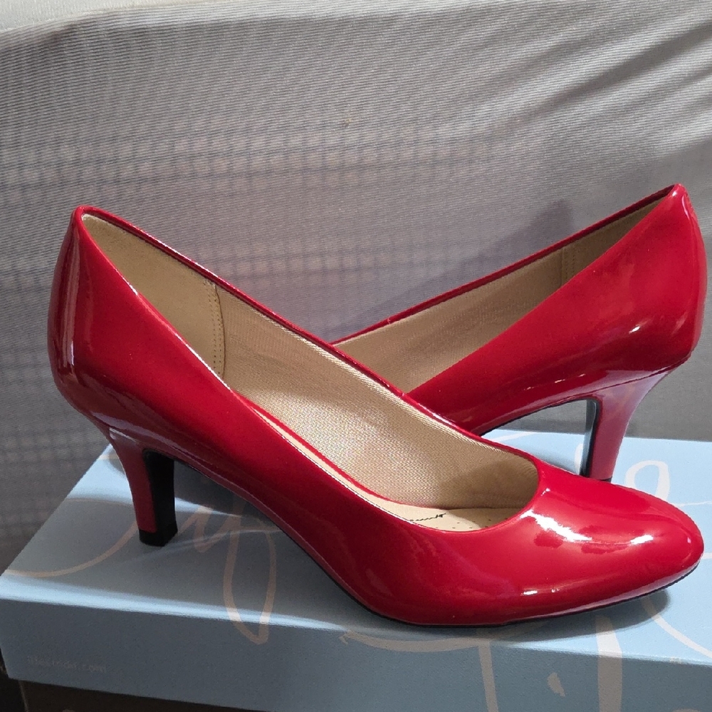 Life Stride Red Women's Heels